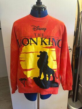 Disney Lion King Crewneck Pullover Sweater Medium